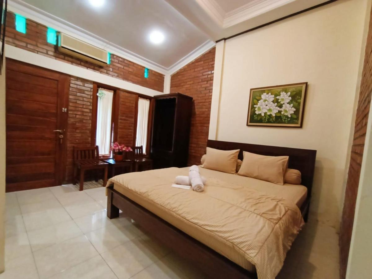 Rumah Kami Guest House Yogyakarta Exterior foto